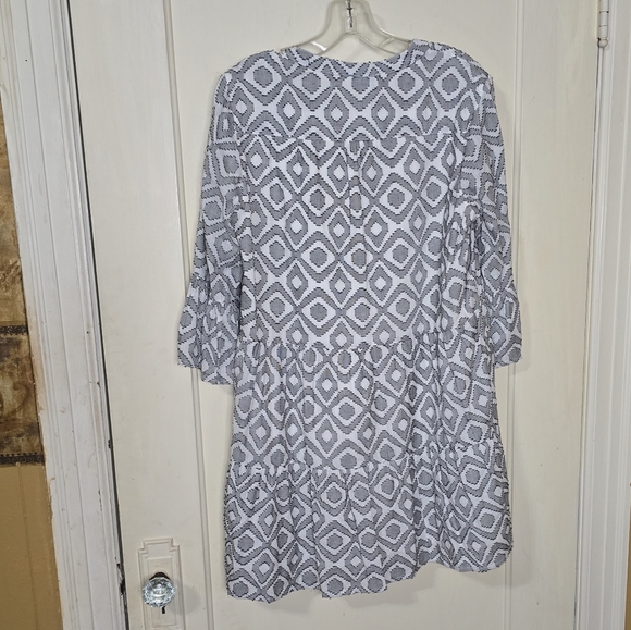 Tommy Bahama Diamond Print Jacquard Tiered Beach  Festival Dress Size Medium - Picture 6 of 9